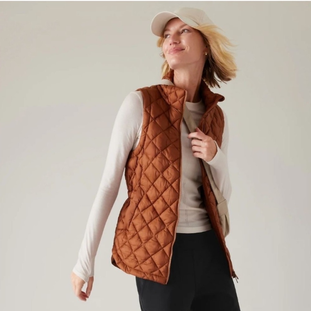 Athleta Whisper Featherless Vest